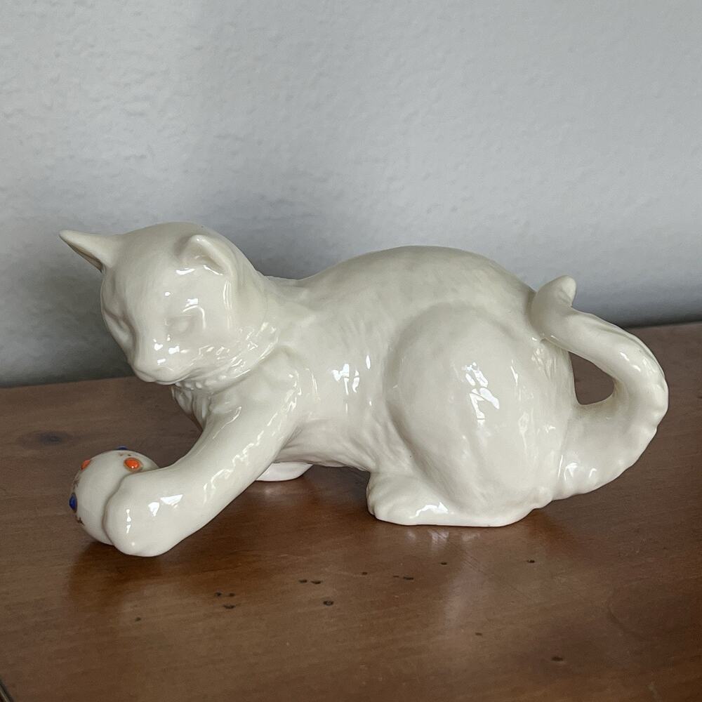 Lenox Jewels China Collection Cat Playing with ball Porcelain Figurine decor